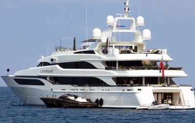 Benetti Lioness V