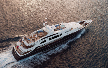Benetti Swan