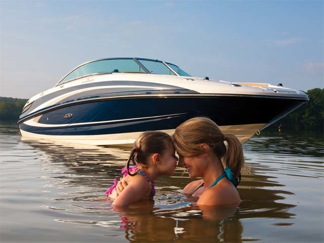Sea Ray 240 Sundeck