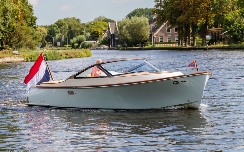 Long Island 29 Runabout