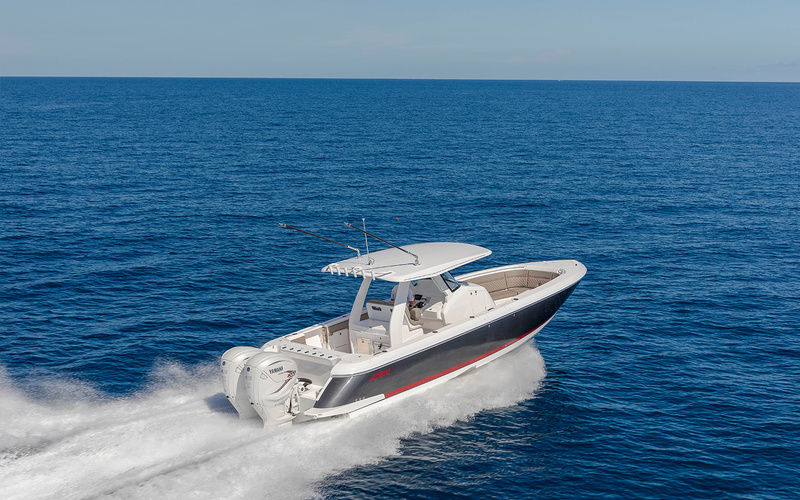 Intrepid  345 Nomad SE