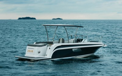 Zeus Tender 72