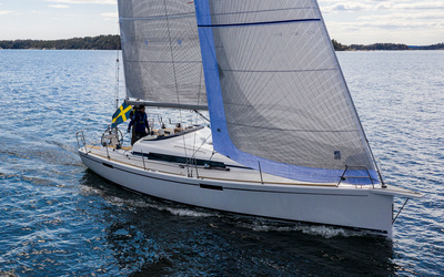 Arcona 385