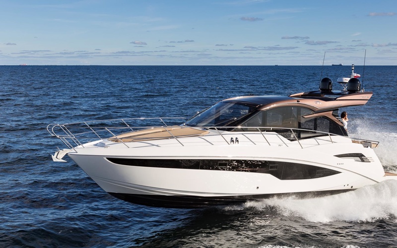 Galeon 425 HTS
