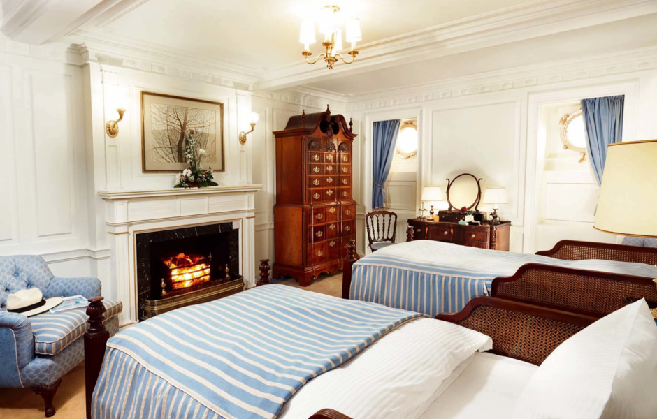 Colonial-style guest cabin