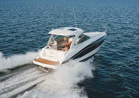 Cruisers Yachts 360 Express