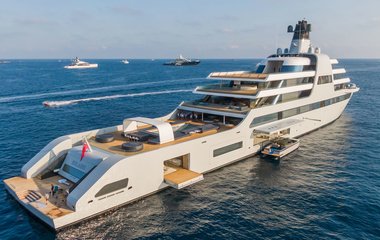 Lloyd Werft Solaris
