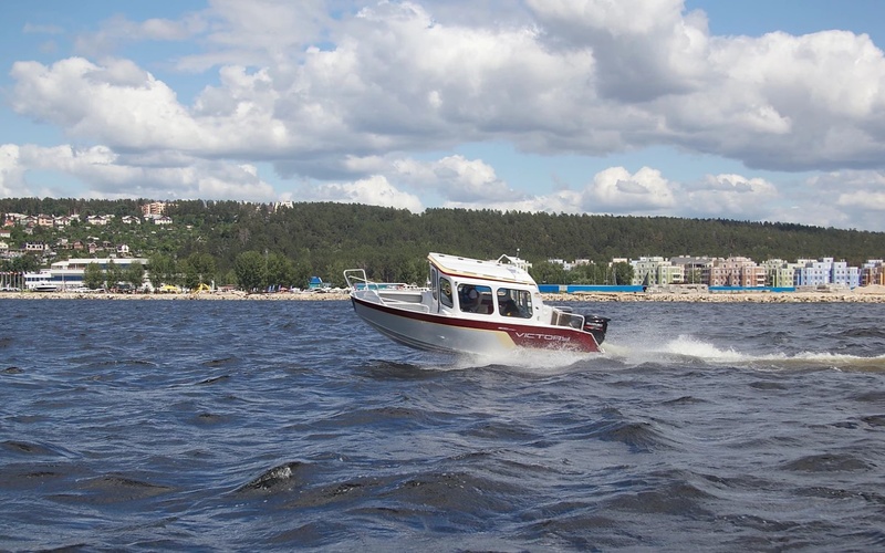 Victory 590 Cabin Pro