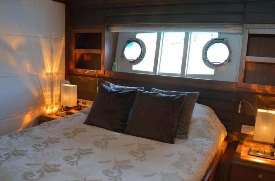 Ferretti Columbus A