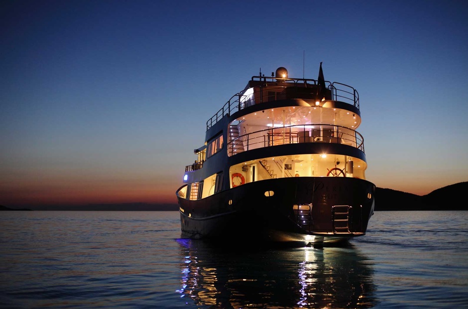 Custom Boats La Perla