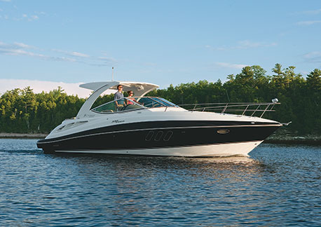 Cruisers Yachts 330 Express