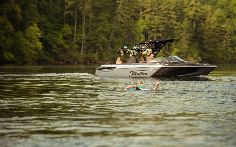 Malibu Wakesetter 23 LSV