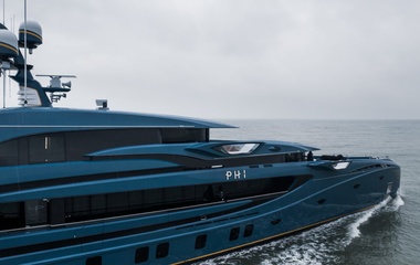Royal Huisman  Phi