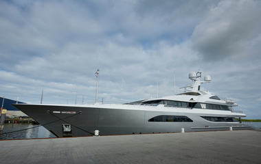 Feadship W