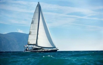 Hanse 548