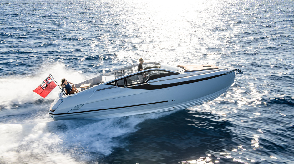 Fairline F//Line 33