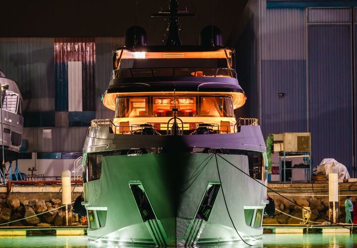 Hinckley Runabout 34