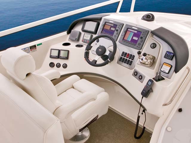 Carver 52 Voyager