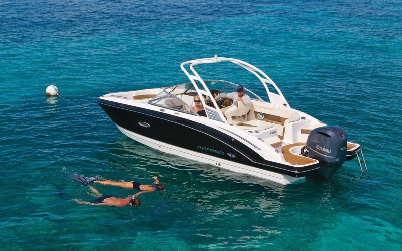 Chaparral 250 SunCoast