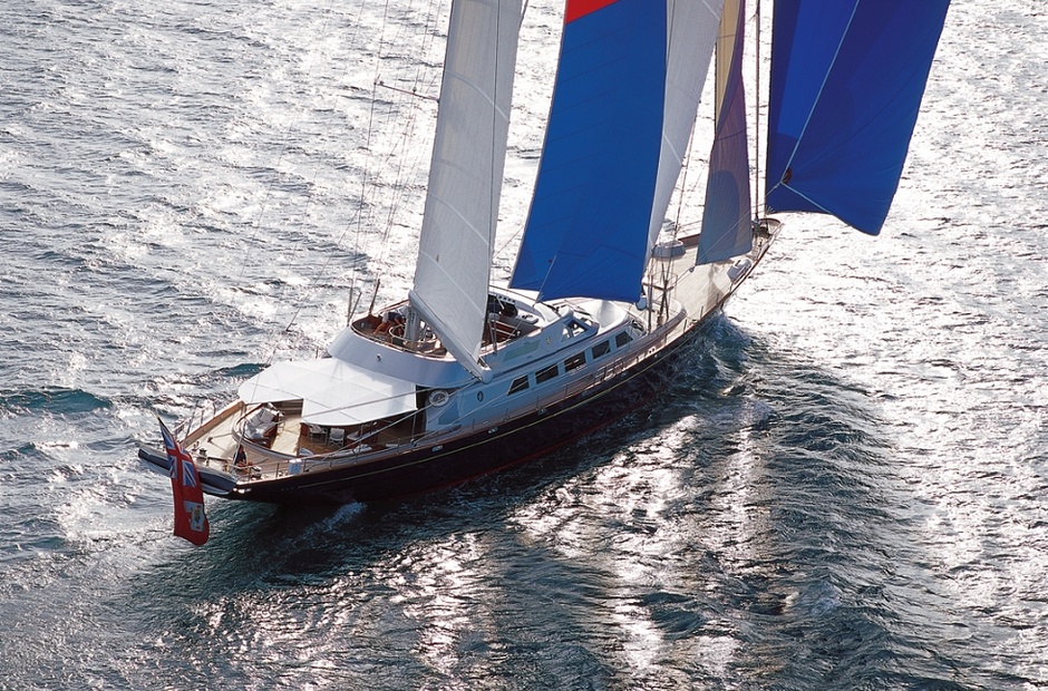 Perini Navi Andromeda La Dea