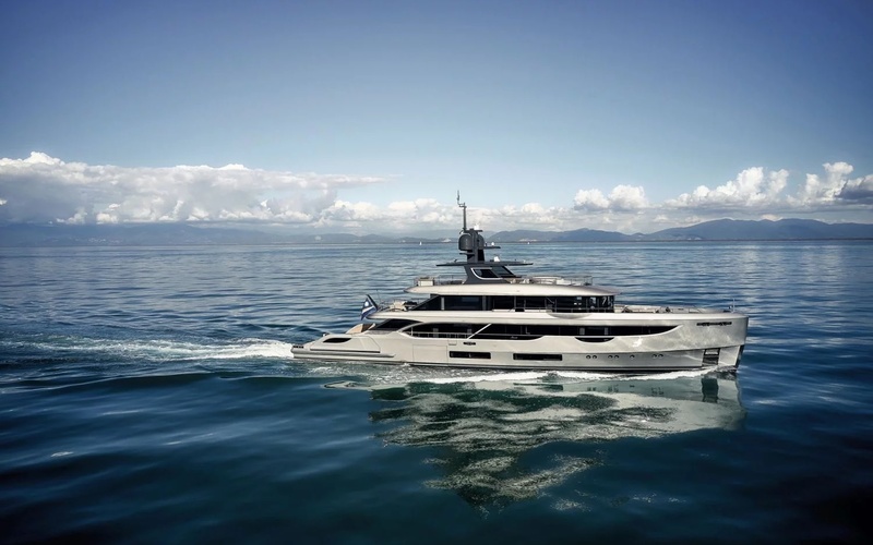 Ferretti 670 