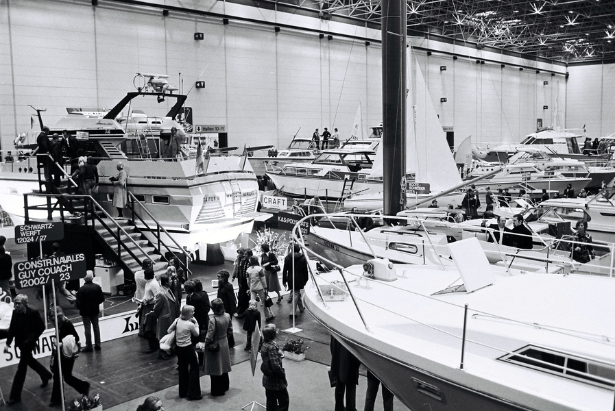 Boat Dusseldorf 1975