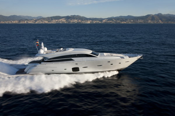 Pershing 92
