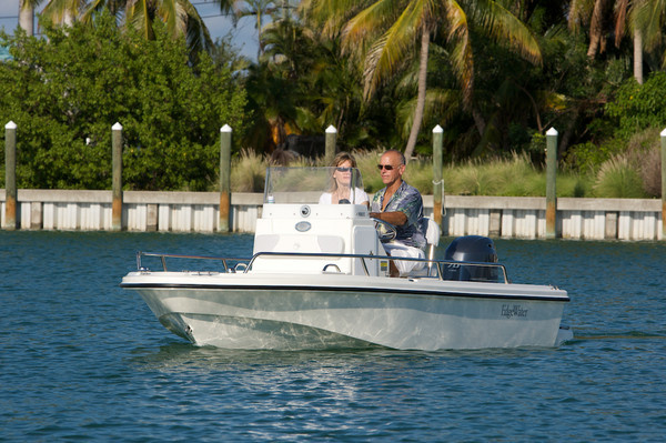 EdgeWater 158CC
