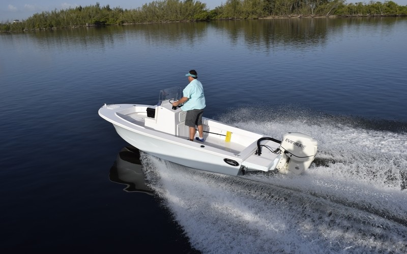 Dusky 17 Open Fisherman