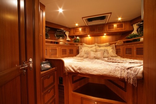 Selene 43