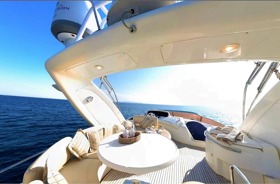 Azimut Chill Out II