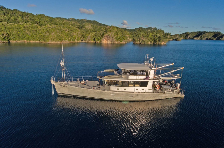 Custom Boats GREY WOLF II