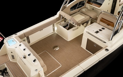 Chris-Craft Calypso 28