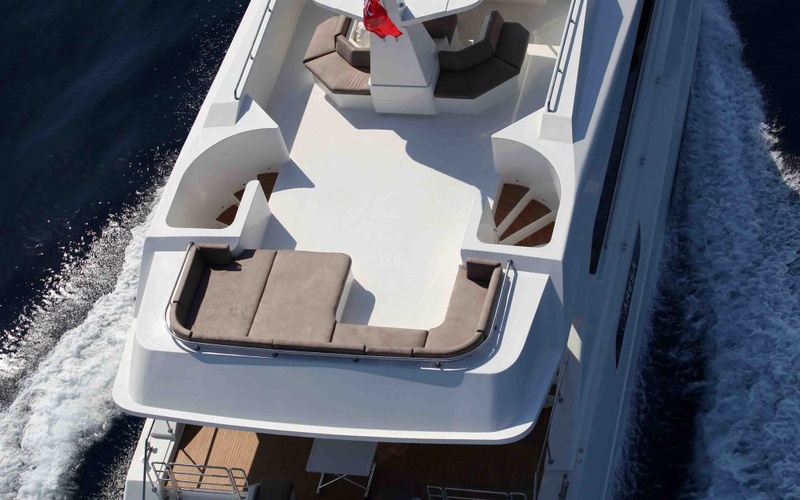 Aresa 2100 Yacht Cat