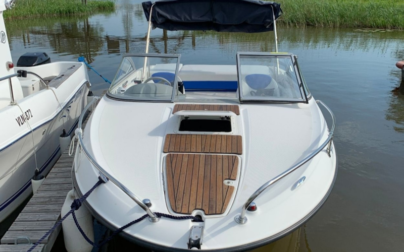 Bayliner 652 Cuddy