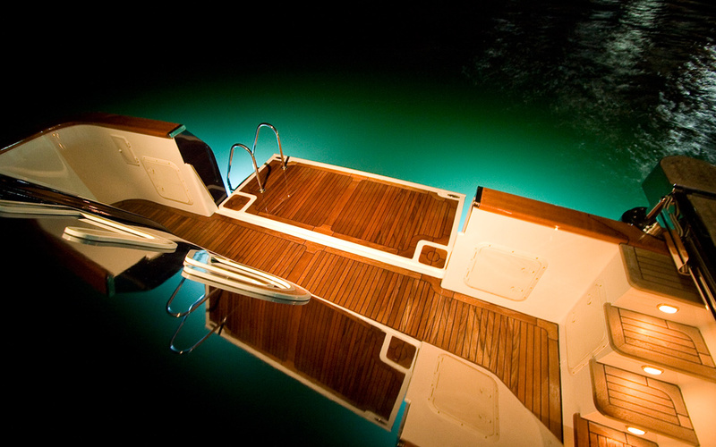 MCP Yachts Classic 76