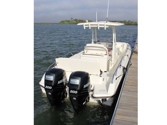 Boston Whaler 270 Dauntless