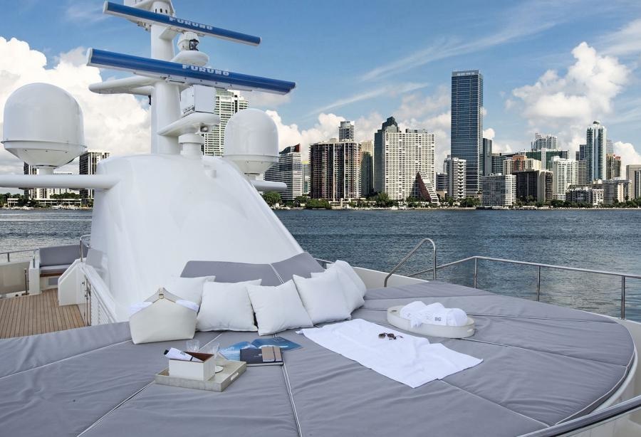 Feadship BG