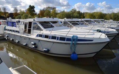 CPC Tarpon 42