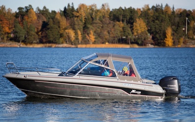 Yamarin Cross 57 Bow Rider
