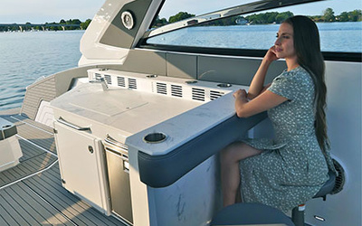 Cruisers Yachts 42 GLS OB
