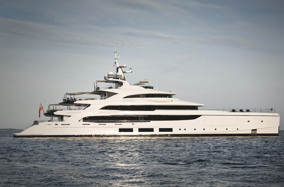 Benetti Triumph
