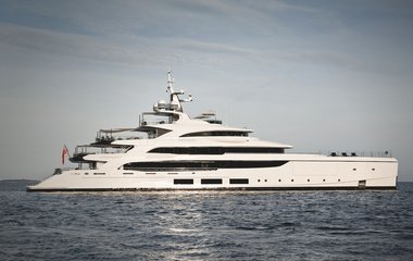Benetti Triumph