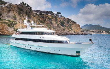Heesen Alcor