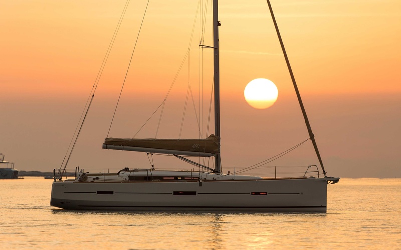 Dufour 460