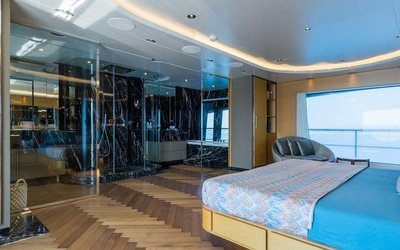 Novurania Launch 700