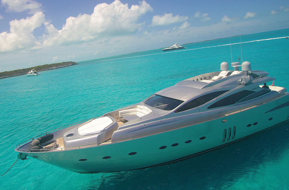 Pershing YCM 90