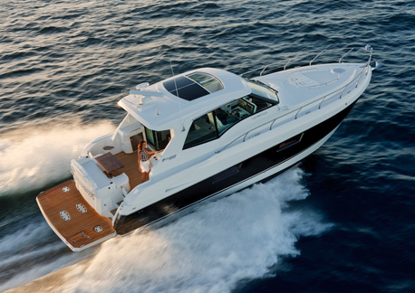 Cruisers Yachts 48 Cantius
