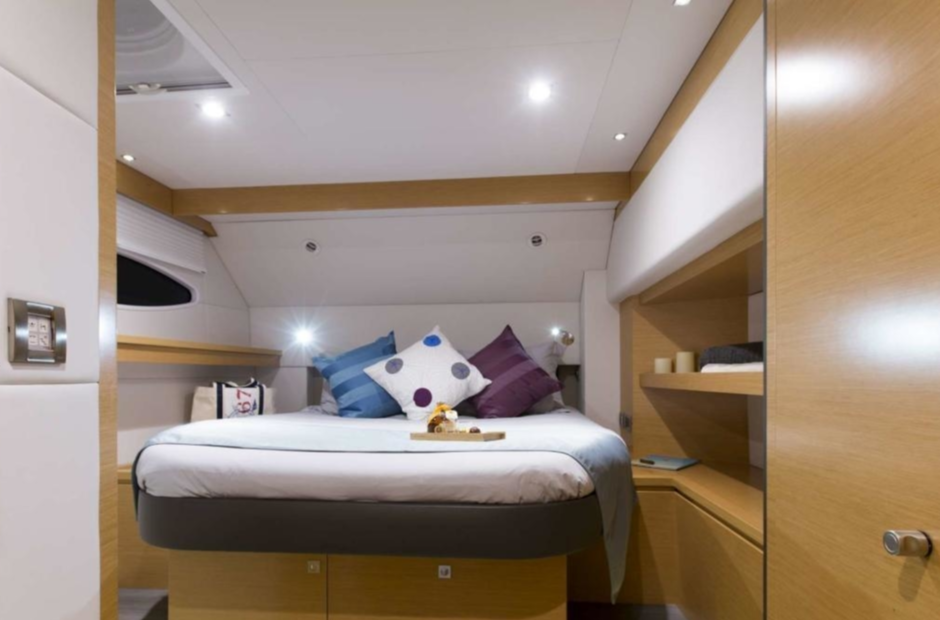Fountaine Pajot Nenne