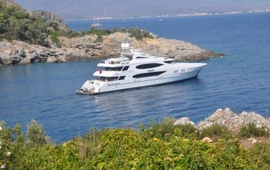 Trinity Yachts Reef Chief